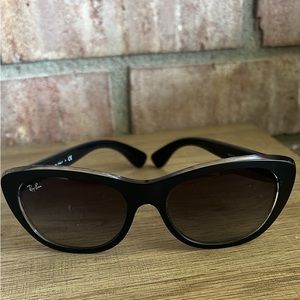 Ray Ban Cat Eye Sunglasses